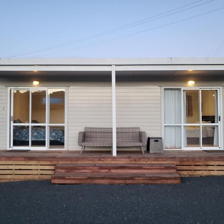 Tradestop Short-Term Accomodation Raglan Exterior photo